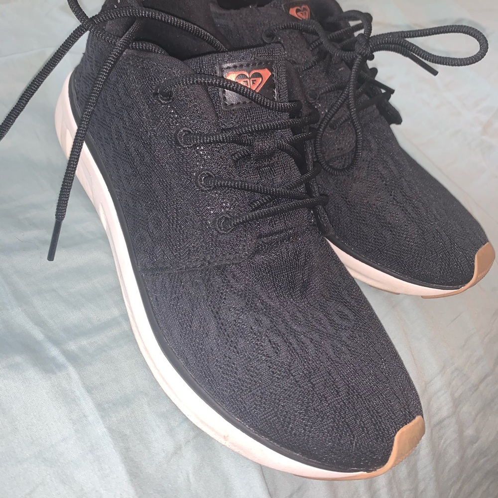 Super cute Roxy sneakers
